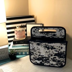 Double Duty Caddy - Digital Camo